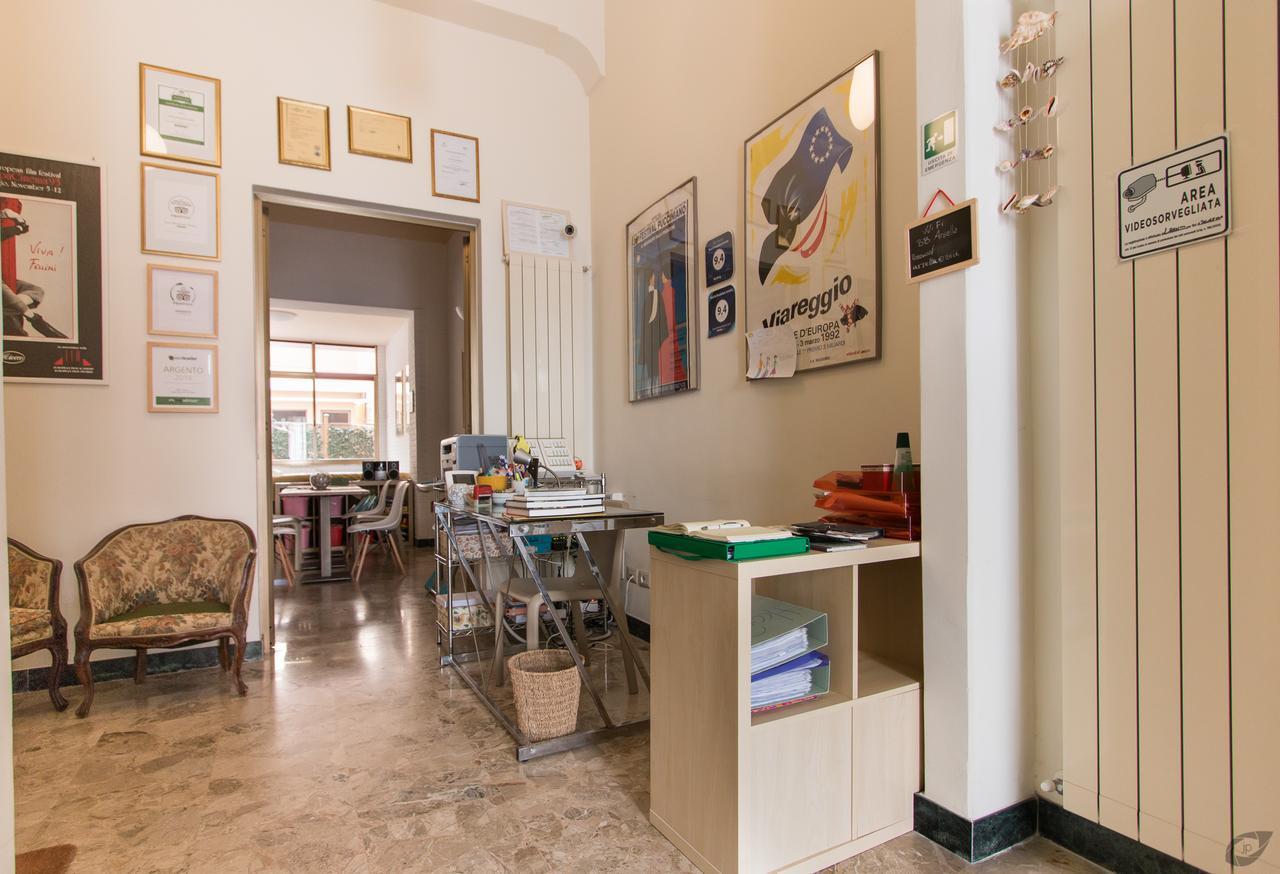 Double Room Balcony or Terrace,664681890:JPEG